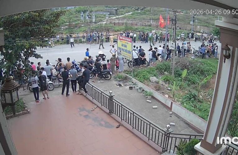 Camra ghi lại vụ tn vs xe ben khiến 2ng phụ nữ 🧠 tại Bắc Ninh