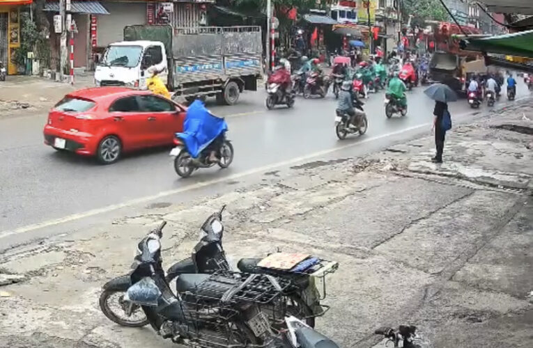 Camrra ghi lại vụ tn Phố Xốm